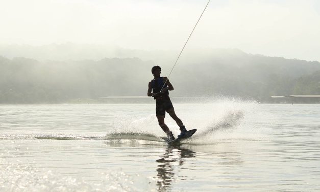 Wakeboarding: Kombinasi Kecepatan Dan Keseimbangan