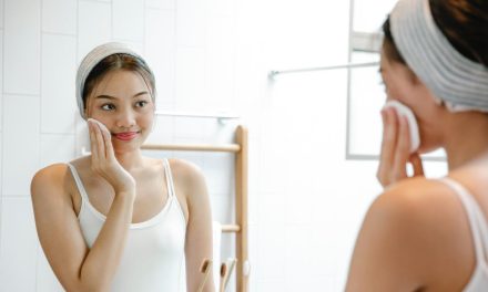 Kelembaban Kulit Cenderung Terlihat Lebih Sehat
