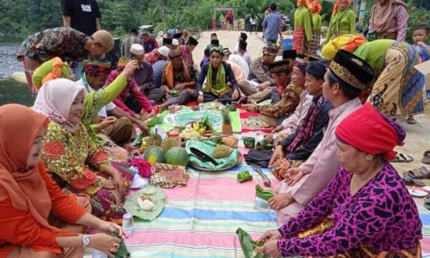 Ritual Sedekah Rame Bertujuan Untuk Berbagi Rezeki