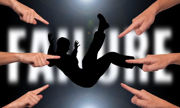 Kegagalan Itu Penting: Pelajaran Berharga Dari Kejatuhan