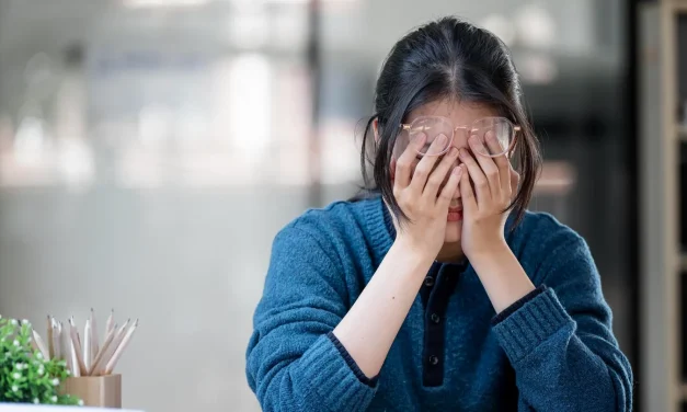 Stres Kronis: Efeknya Terhadap Tubuh Dan Pikiran