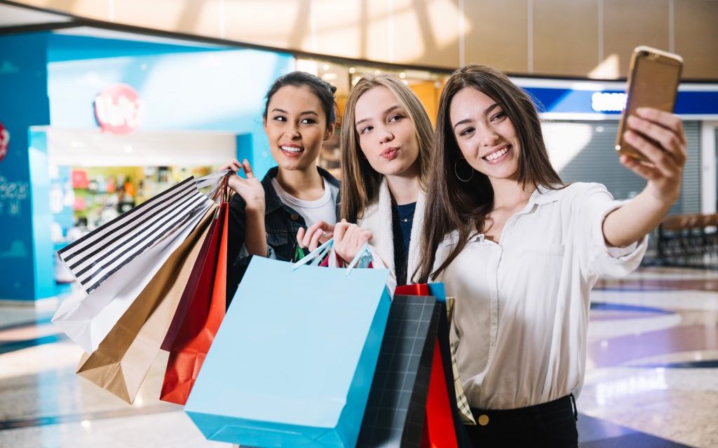 Pengaruh Medsos Terhadap Gaya Hidup Generasi Muda