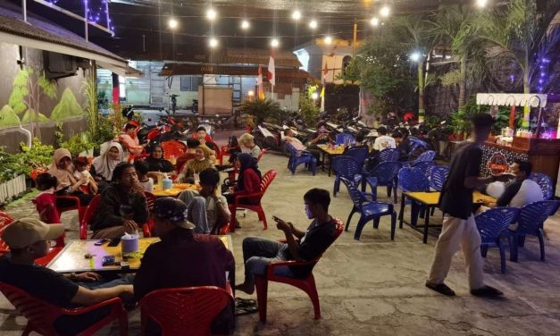 Fenomena Warung Modern Anak Muda
