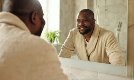 Mencintai Diri Sendiri Tanpa Mengharapkan Pengakuan