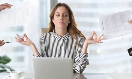 Menerapkan Mindfulness Dalam Kehidupan Sehari Hari