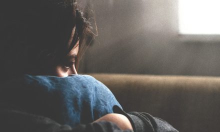 Sering Menyabotase Diri Lewat Perbandingan, Sadar Atau Tidak