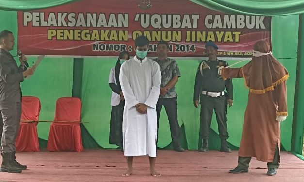Hukuman Cambuk Di Aceh Ternyata Menerapkan Syariat Islam