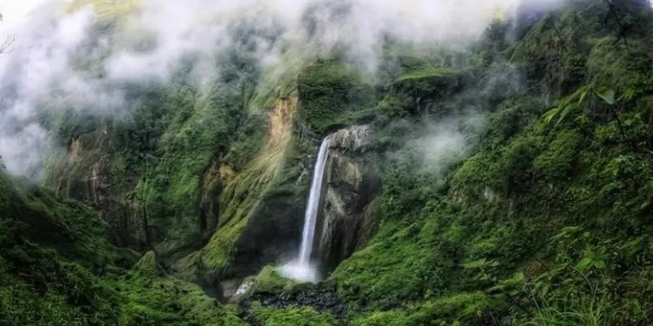 Sejarah Air Terjun Penimbungan Titik Pendakian Gunung Rinjani