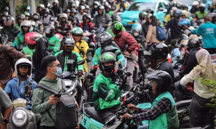 Driver Online: Regulasi, Potongan Komisi & Unjuk Rasa 2025