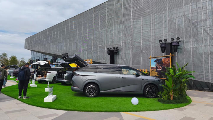 Teknologi Extended Range XPeng X9 Masuki Indonesia