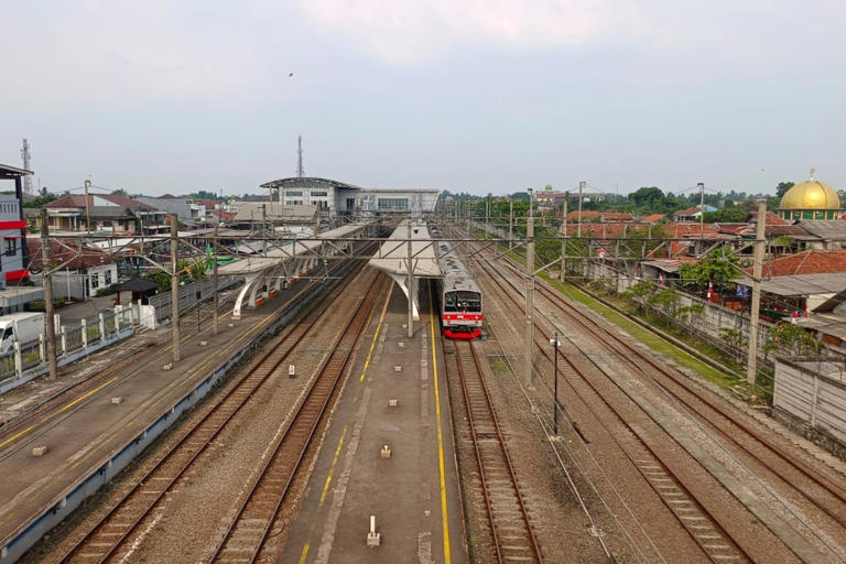 Jalur Kereta Cipatat Padalarang Siap Masuk Pembangunan Baru