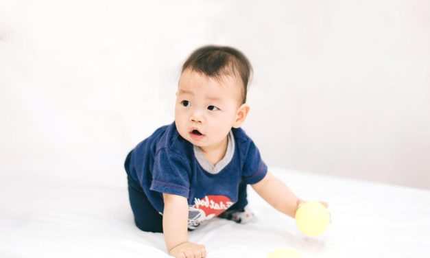 Kaki Anak Bentuk X & O Bisa Jadi Karena Kurang Vitamin D