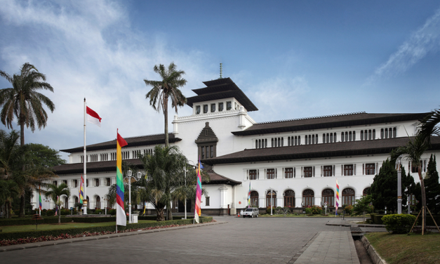 Gak Ada Duanya! Vibes Ramadhan Bandung Yang Bikin Rindu