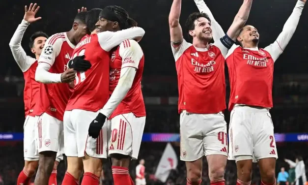 Potret Kontras: MU Babak Belur, Arsenal Juara?