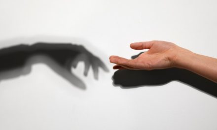 Rahasia Di Balik Sulitnya Sembuh Dari Luka Ghosting