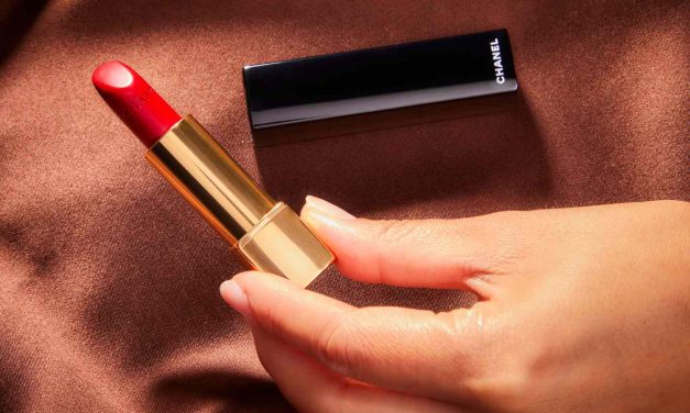 Lipstick Effect: Cara Warga RI “Menghibur Diri” Di Tengah Krisis