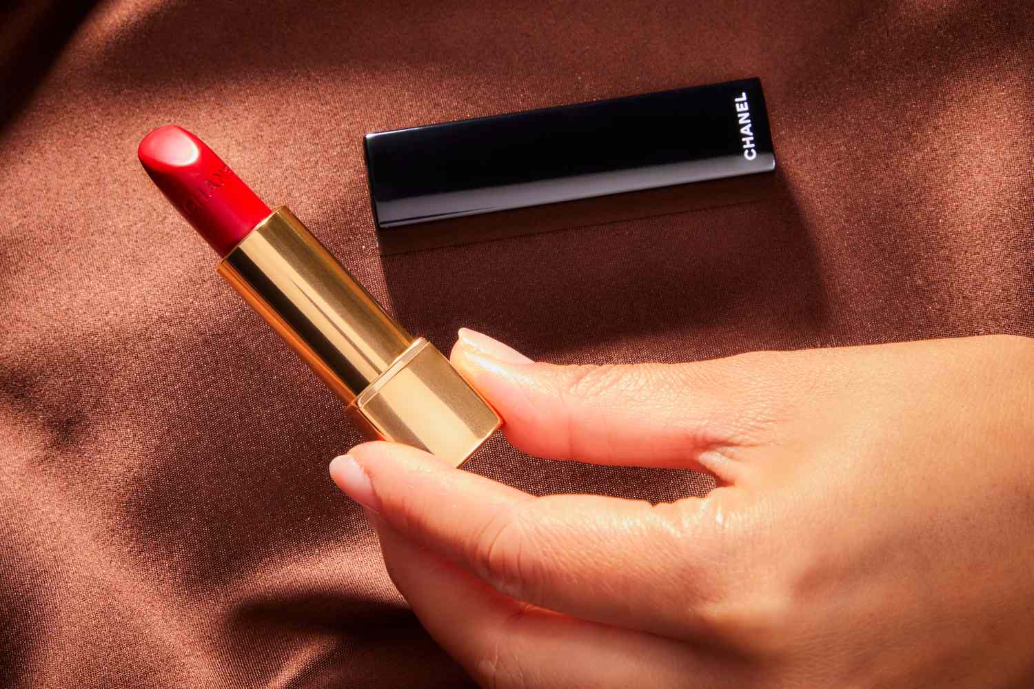 Lipstick Effect: Cara Warga RI "Menghibur Diri" Di Tengah Krisis