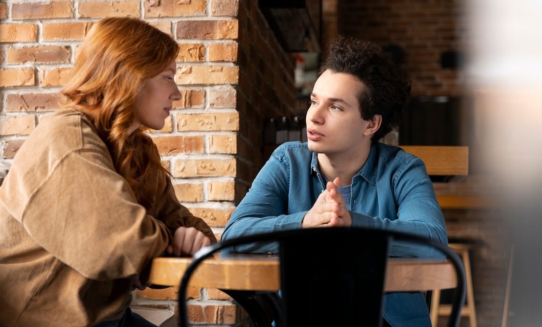 Mau Jadi Karismatik? Cukup Terapkan 5 Kebiasaan Simpel Ini!