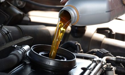 Tips Pilih Oli Mesin: Biar Nggak Menyesal Di Kemudian Hari